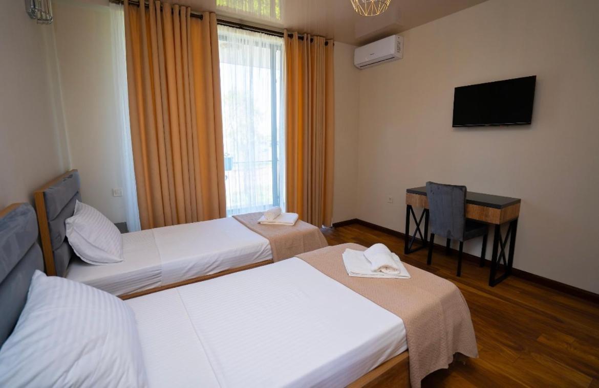 Hotel Leonardo Kobuleti ภายนอก รูปภาพ