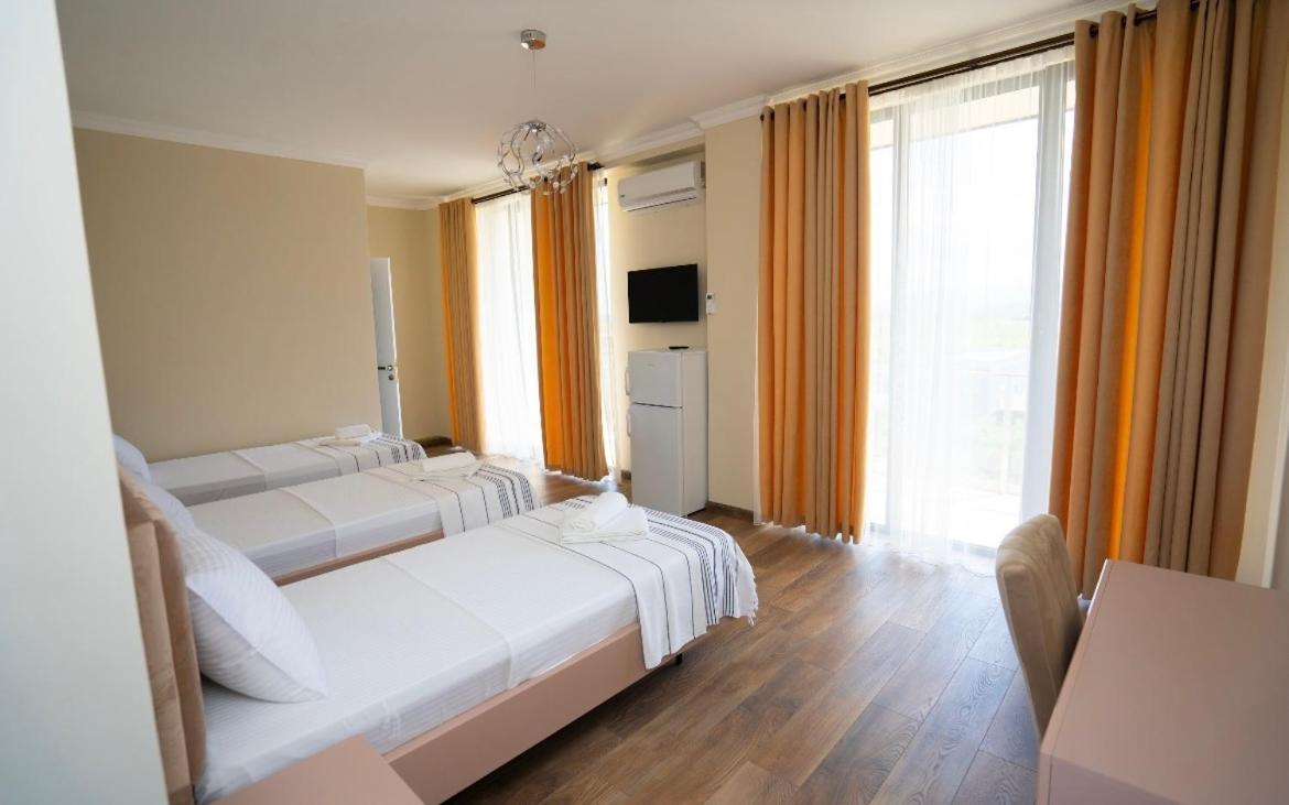 Hotel Leonardo Kobuleti ภายนอก รูปภาพ