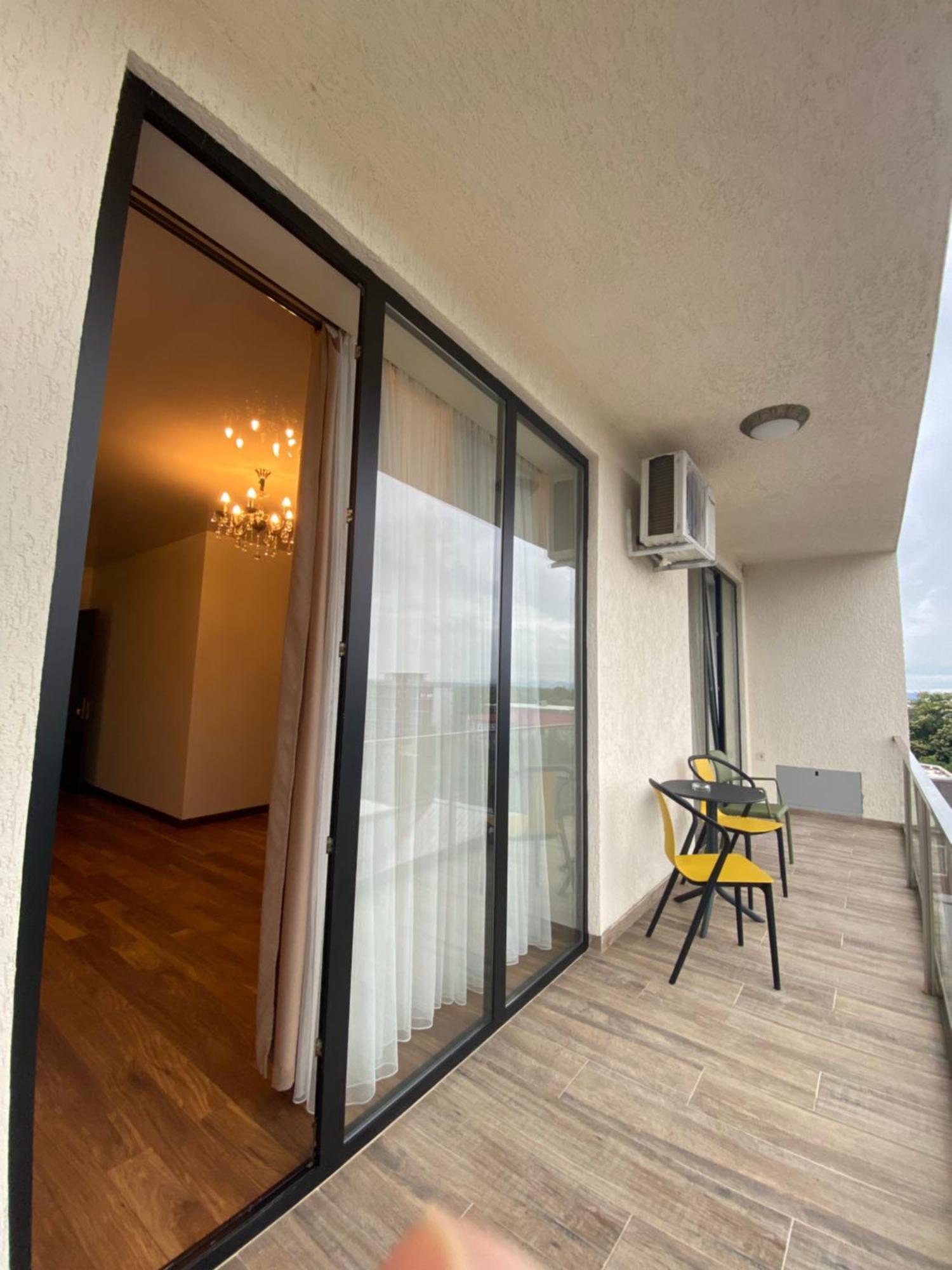 Hotel Leonardo Kobuleti ภายนอก รูปภาพ